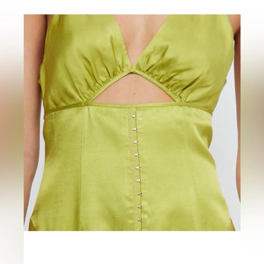 Bec and Bridge Mini Theresa dress wasabi green👗 - Picture 3 of 5